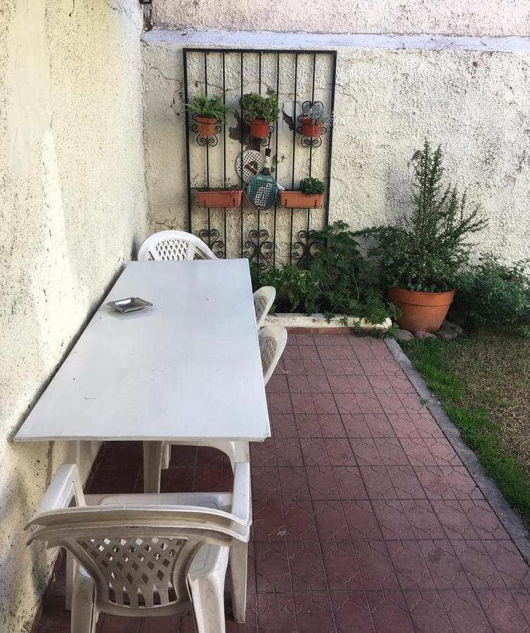 Casa Cerca Del Centro Bed&Breakfast Mendoza Exteriör bild