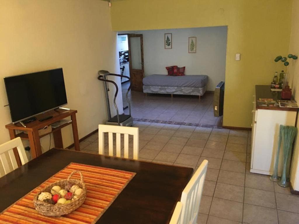 Casa Cerca Del Centro Bed&Breakfast Mendoza Exteriör bild